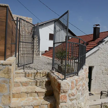 Stone Pearl * Posusje